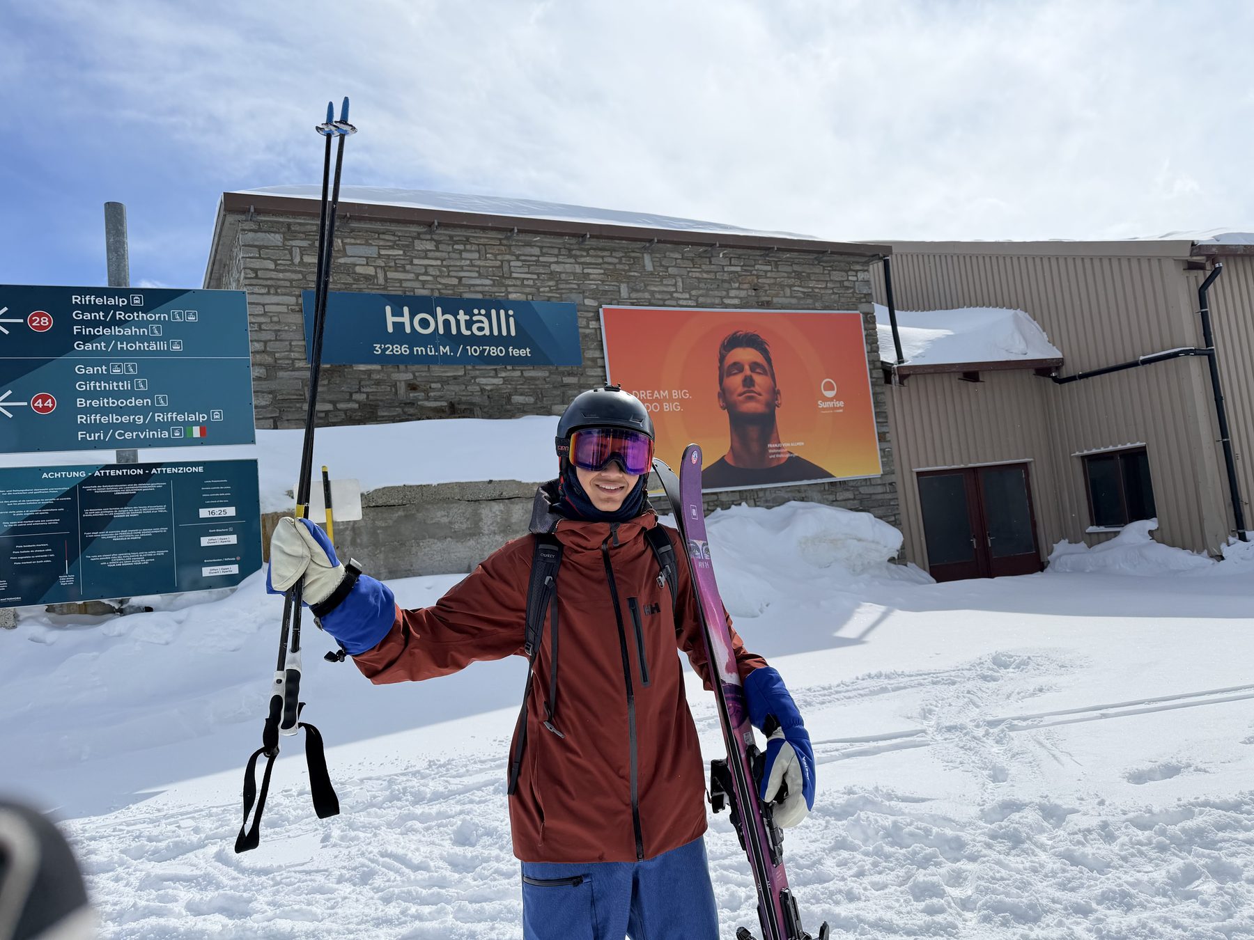 Me skiing